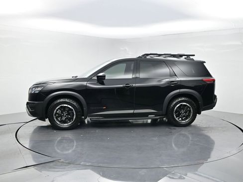 Used 2024 Nissan Pathfinder Rock Creek AWD/4WD image 3