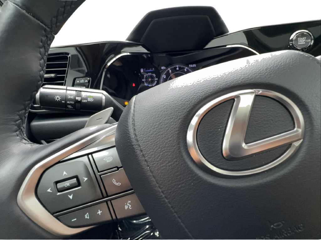 Used 2025 Lexus NX 250 FWD w/ Towing Package (2000 Lbs) image 45