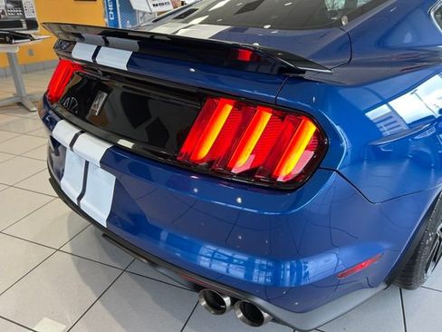 Used 2017 Ford Mustang Shelby GT350 image 26