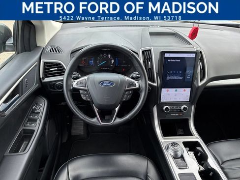 Used 2024 Ford Edge SEL AWD/4WD image 12