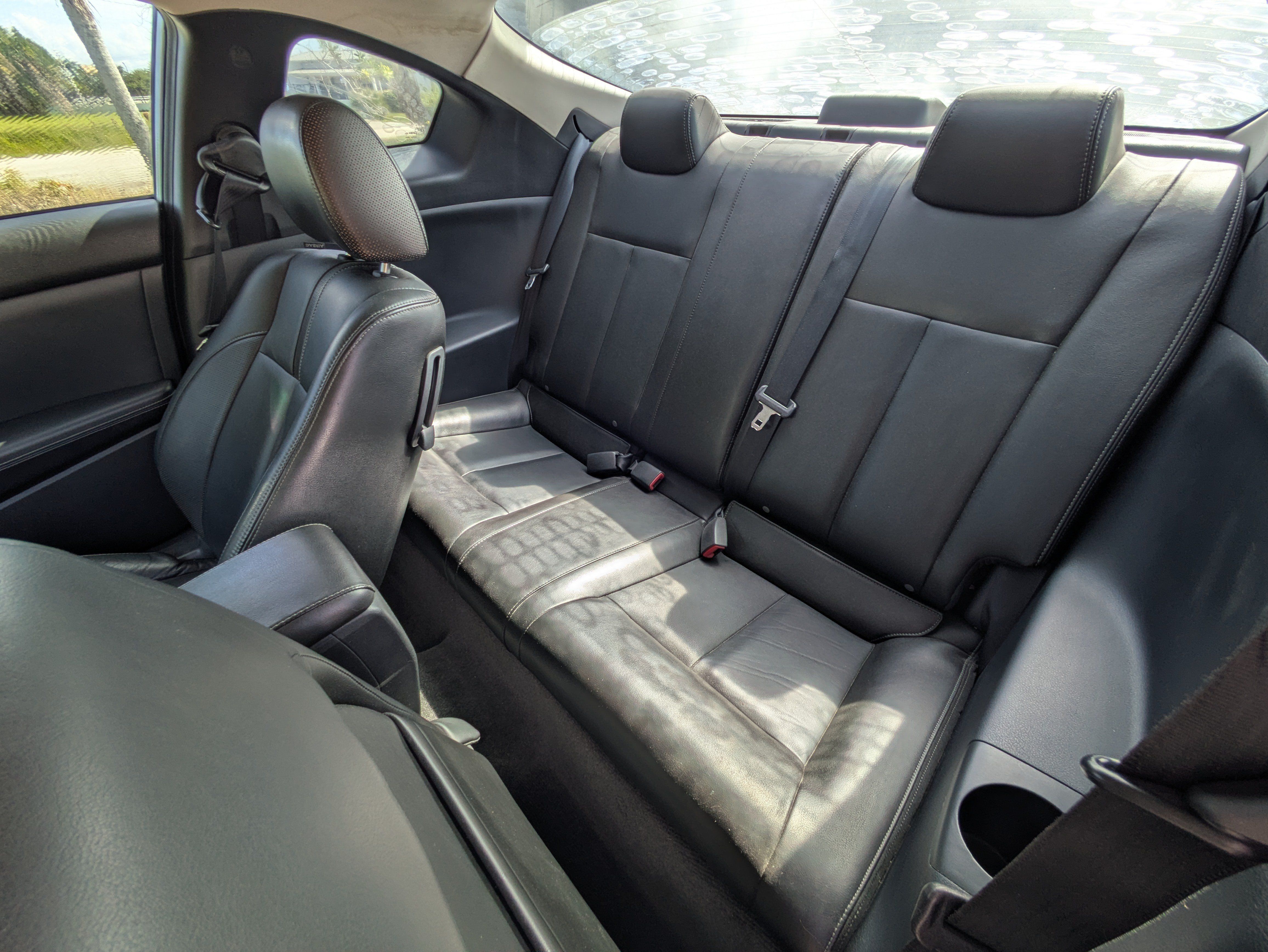 Used 2012 Nissan Altima 3.5 SR w/ 3.5SR Premium Pkg FWD image 4