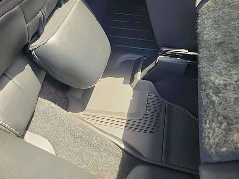 Used 2023 Honda Pilot Touring image 31