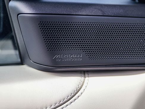 New 2026 Land Rover Range Rover SE image 24