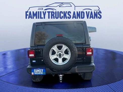 Used 2020 Jeep Wrangler Unlimited Sport S image 4