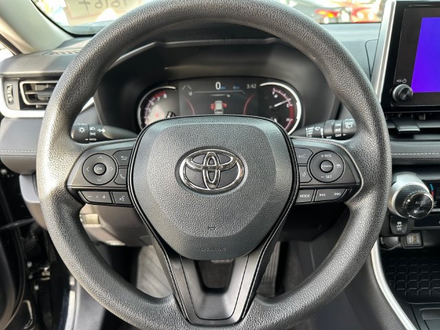 Certified 2025 Toyota RAV4 XLE AWD/4WD image 12