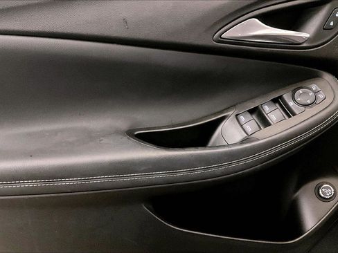 Used 2021 Buick Encore GX Select w/ Sport Touring Package image 22