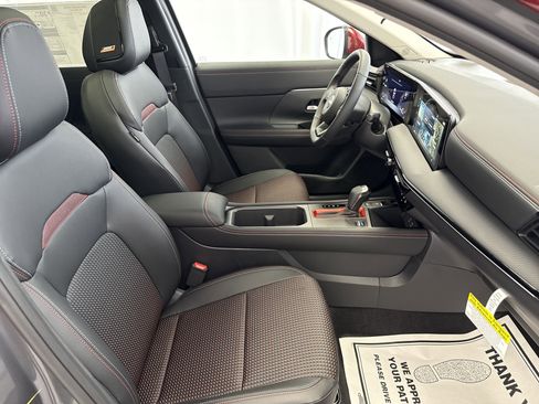 New 2025 Nissan Kicks SR w/ SR Premium Package image 14