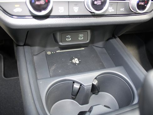 New 2026 Honda HR-V EX-L image 32