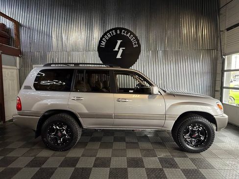 Used 2000 Toyota Land Cruiser AWD/4WD image 7