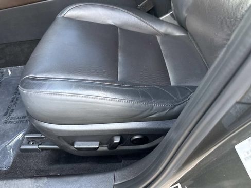 Used 2021 MAZDA CX-30 FWD 2.5 S w/ Premium Package image 20