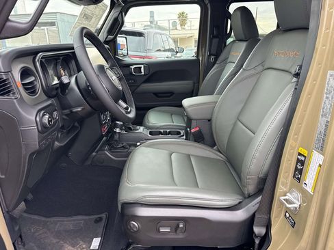 New 2026 Jeep Gladiator Mojave image 23