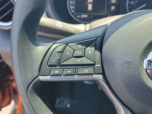 Used 2020 Nissan Kicks SV FWD image 20