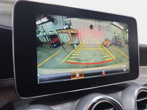 Used 2017 Mercedes-Benz C 300 4MATIC Cabriolet image 22