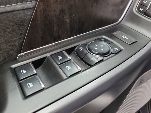 Used 2023 Ford F350 Lariat w/ Lariat Ultimate Package image 20