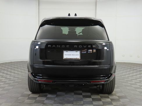 New 2026 Land Rover Range Rover Long Wheelbase SE image 6