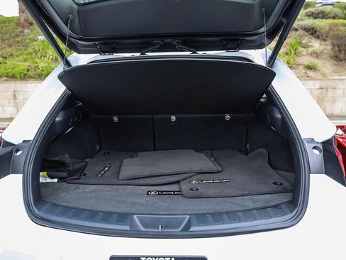 Used 2024 Lexus UX 250h F Sport FWD image 26