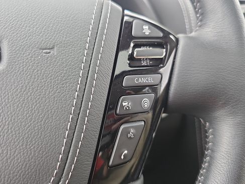 Used 2024 Nissan Armada Platinum w/ Cargo Package AWD/4WD image 19