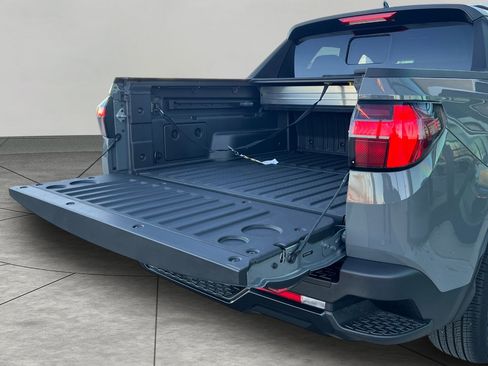 Used 2024 Hyundai Santa Cruz Night image 30