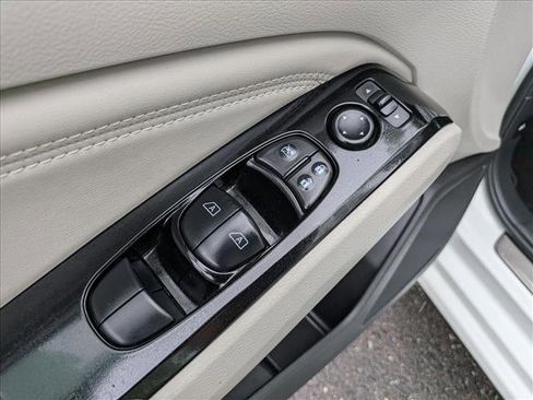 Used 2021 Nissan Altima 2.5 SL FWD image 26