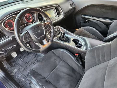 Used 2016 Dodge Challenger SRT Hellcat image 2
