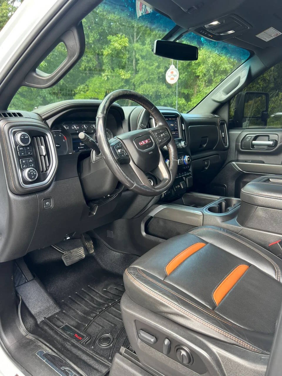 Used 2022 GMC Sierra 2500 AT4 w/ Gooseneck/5TH Wheel Package AWD/4WD image 14
