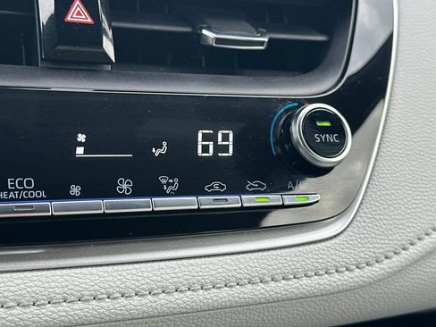 Used 2022 Toyota Corolla XSE w/ XSE Preferred Package image 30