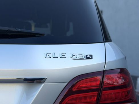 Used 2016 Mercedes-Benz GLE 63 AMG S image 11