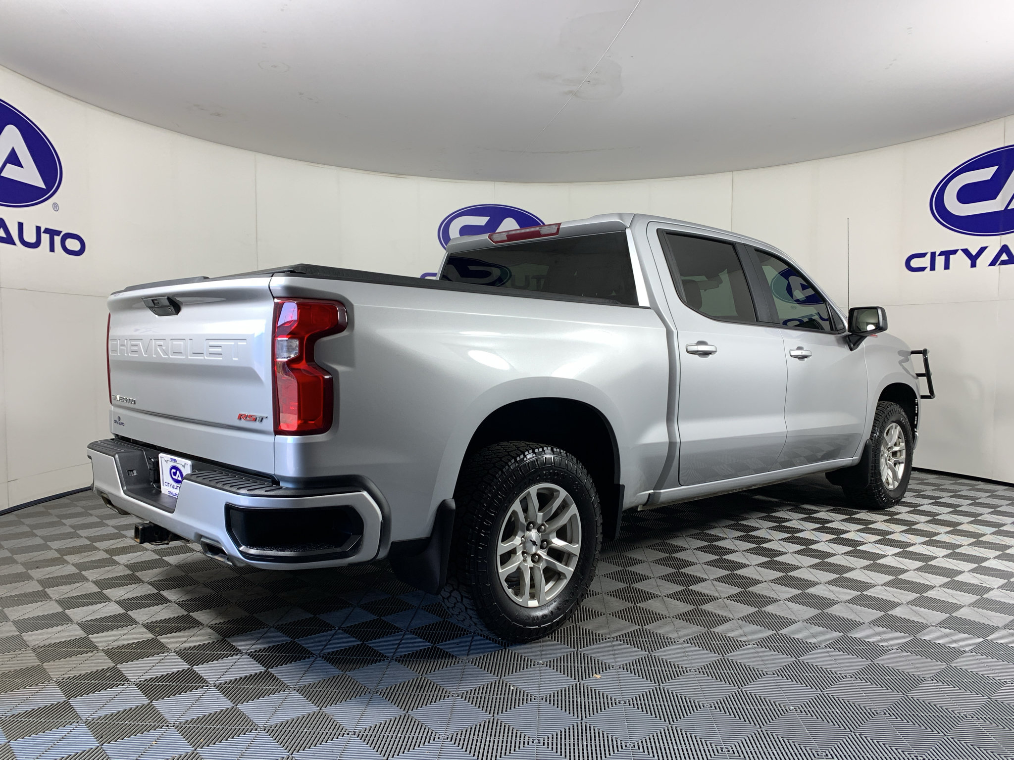 Used 2022 Chevrolet Silverado 1500 RST AWD/4WD image 3