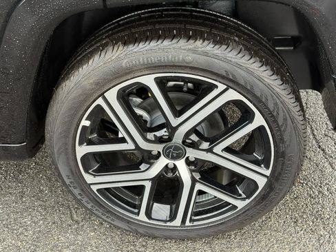 New 2025 Jeep Compass Limited w/ Elite Group image 35