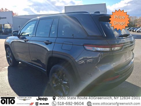 New 2025 Jeep Grand Cherokee Limited w/ Black Appearance Package image 5