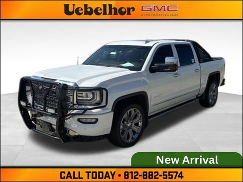 Used 2017 GMC Sierra 1500 Denali w/ Denali Ultimate Package AWD/4WD image 9