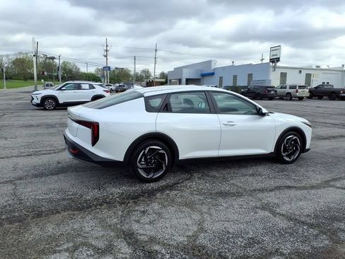 Used 2025 Kia K4 EX FWD image 16