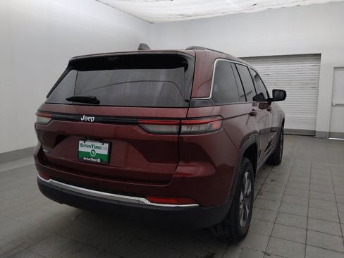 Used 2022 Jeep Grand Cherokee Limited 4xe w/ Luxury Tech Group II AWD/4WD image 9