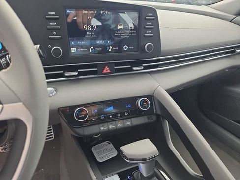 New 2026 Hyundai Elantra Sport FWD image 28