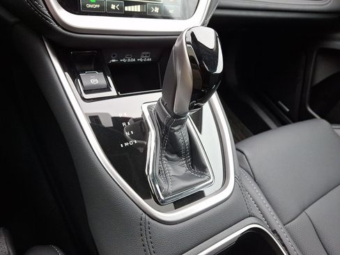 Certified 2025 Subaru Outback Limited image 15