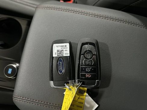 Used 2026 Ford Explorer Active w/ Active Comfort Package AWD/4WD image 35