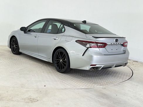 Used 2023 Toyota Camry XSE w/ Navigation Package FWD image 3