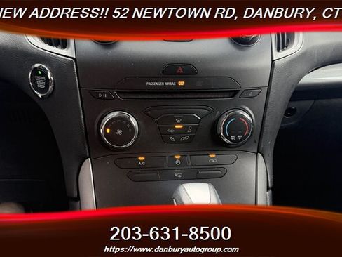 Used 2017 Ford Edge SE AWD/4WD image 22
