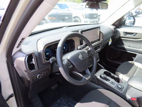 New 2025 Ford Bronco Sport Big Bend image 8