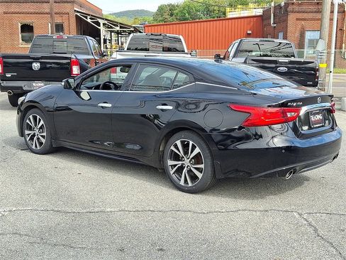 Used 2016 Nissan Maxima Platinum image 7
