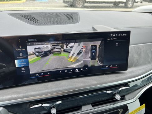 New 2026 BMW X5 xDrive50e AWD/4WD image 16