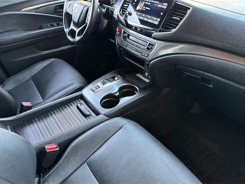 Used 2022 Honda Passport EX-L image 16