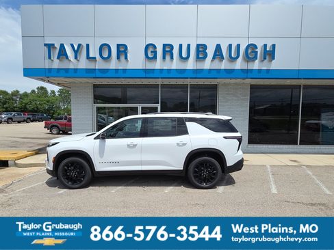New 2026 Chevrolet Traverse LT w/ Midnight/Sport Edition FWD image 1
