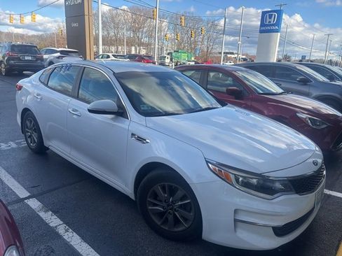 Used 2016 Kia Optima LX image 1