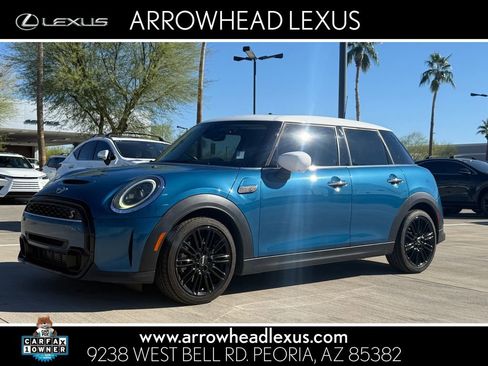 Used 2024 MINI Cooper S image 1