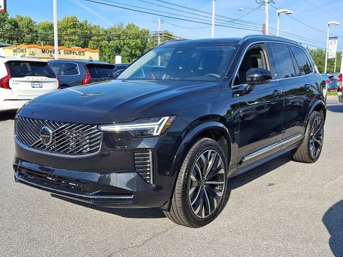 New 2026 Volvo XC90 B6 Plus w/ Protection Package Premier image 2