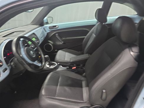 Used 2014 Volkswagen Beetle 1.8T FWD image 10