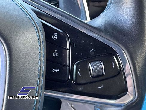 Used 2021 Chevrolet Corvette Stingray Premium Conv w/ Z51 Performance Package image 15