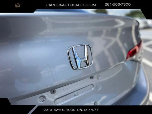 Used 2023 Honda Civic Sport image 27