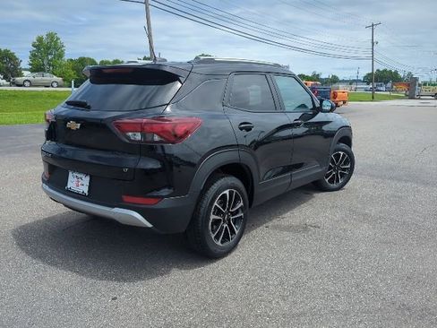 Used 2025 Chevrolet TrailBlazer LT AWD/4WD image 26